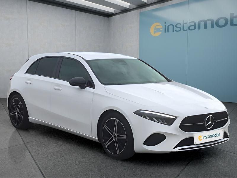 Gebraucht Mercedes A220 190 PS (139 kW) 2024 Weiß Limousine