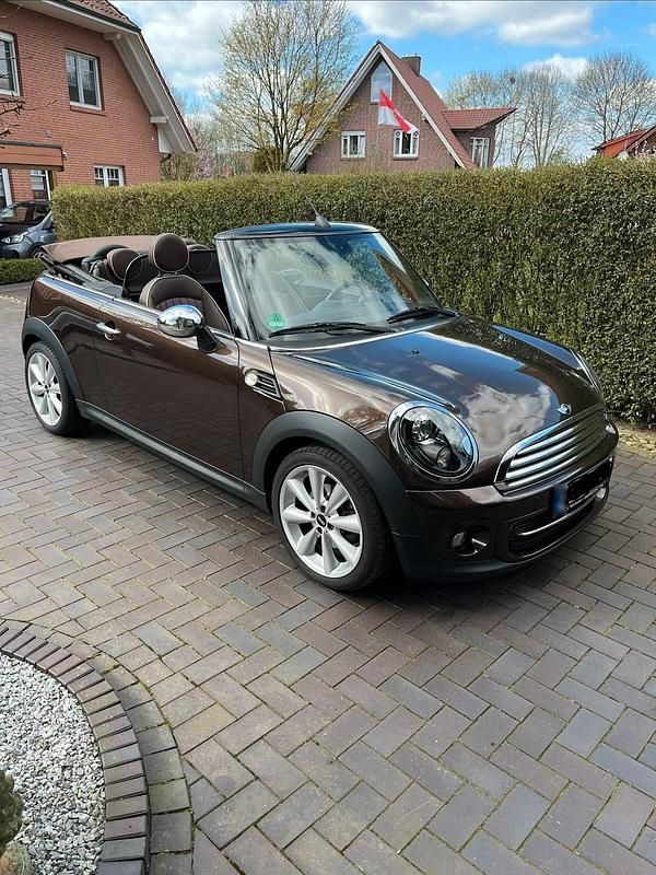 Gebraucht Mini Cooper Cabriolet 122 PS (89 kW) 2011 Braun Cabrio