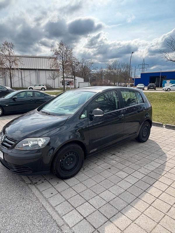 Gebraucht VW Golf IV 75 PS (55 kW) 2005 Schwarz Limousine