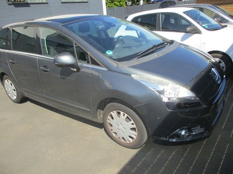 Schwarz Gebraucht 2010 Peugeot 5008 Business-Line Van / Kleinbus | 1.900 € (Superpreis) - Bild 1/4