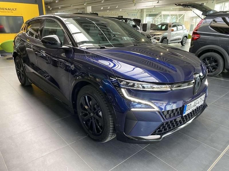 Gebraucht Renault Megane E-Tech Techno 160 kW (218 PS) 2023 Blau Limousine