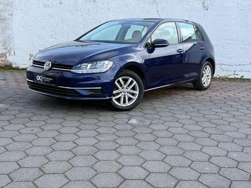 Andere Gebraucht 2018 VW Golf VII Limousine | 15.990 € (Superpreis) - Bild 1/4
