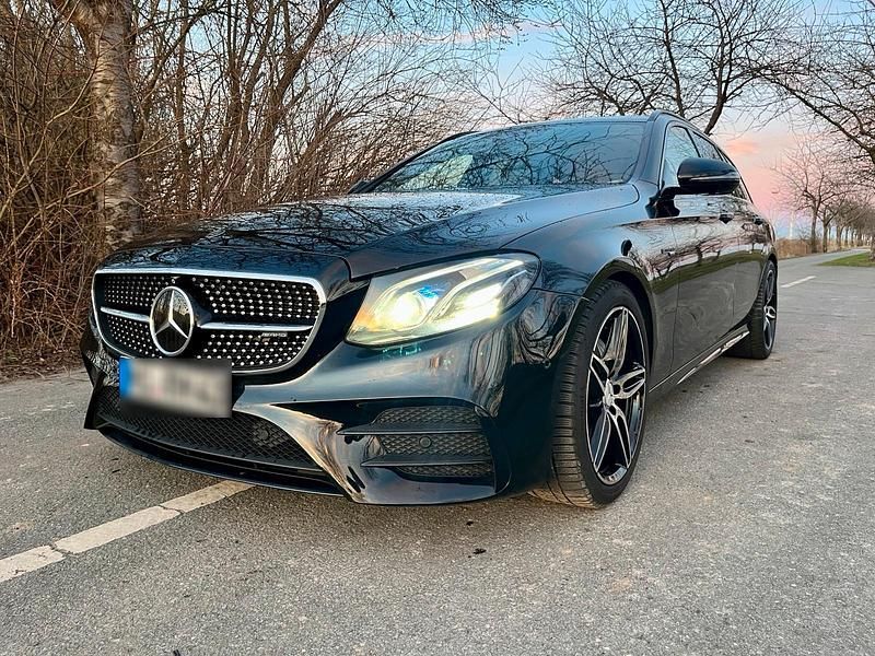 Gebraucht Mercedes E43 AMG AMG 401 PS (294 kW) 2017 Schwarz Limousine
