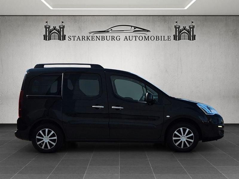 Gebraucht Citroën Berlingo SELECTION 120 PS (88 kW) 2016 Schwarz Van / Kleinbus
