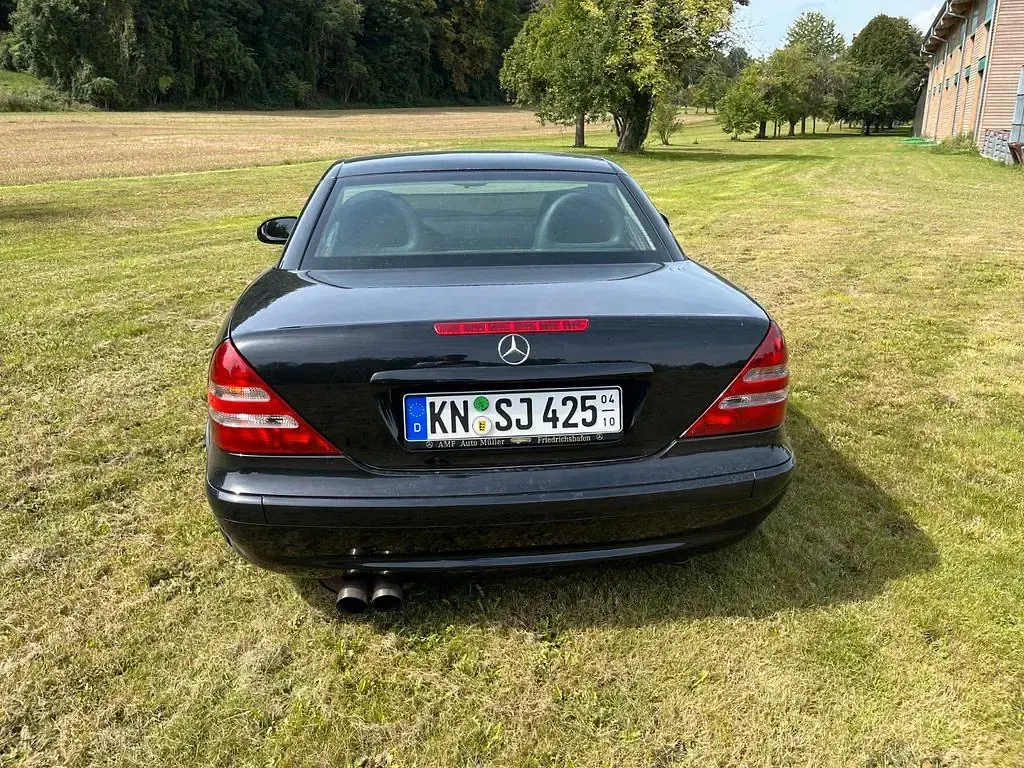 Gebraucht Mercedes SLK230 197 PS (144 kW) 2003 Schwarz Cabrio