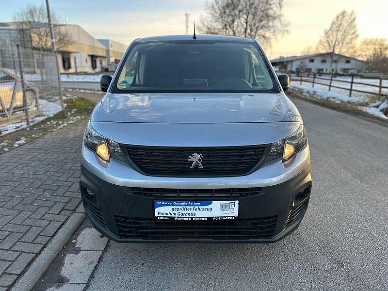 Gebraucht Peugeot Partner Premium 110 PS (80 kW) 2022 Van / Kleinbus