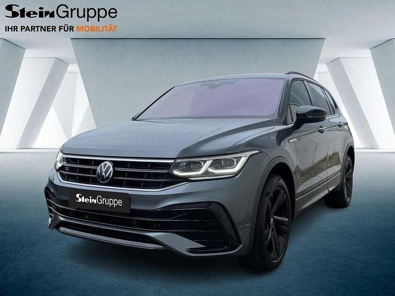 Grau Gebraucht 2022 VW Tiguan Allspace R-line SUV | 37.345 € (Fairer Preis) - Bild 1/4