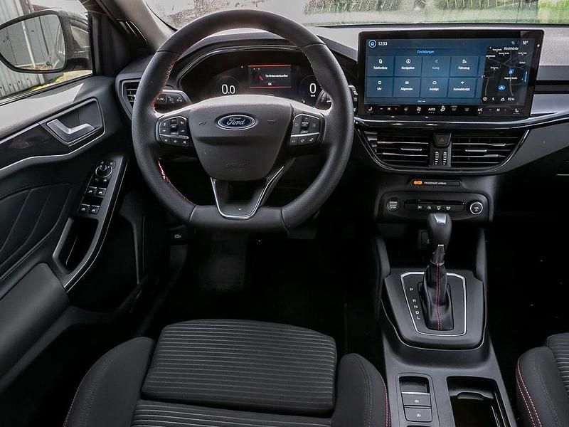 Gebraucht Ford Focus ST-Line X 155 PS (114 kW) 2025 Schwarz Limousine