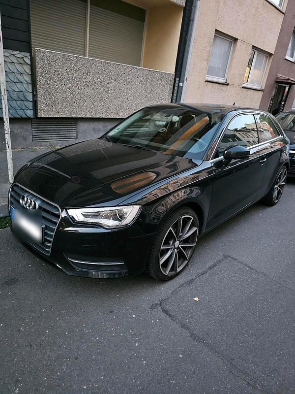 Gebraucht Audi A3 Ambiente 150 PS (110 kW) 2012 Schwarz Kleinwagen