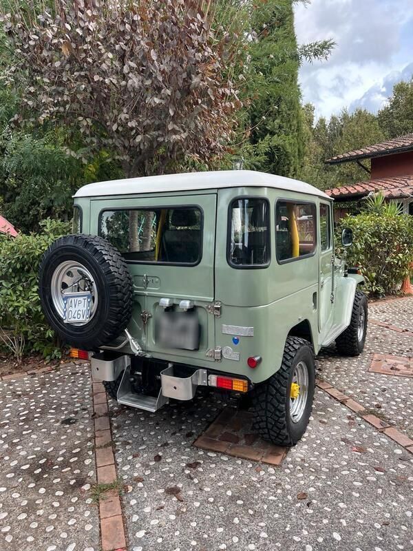 Gebraucht Toyota Land Cruiser 76 PS (55 kW) 1975 Grün SUV