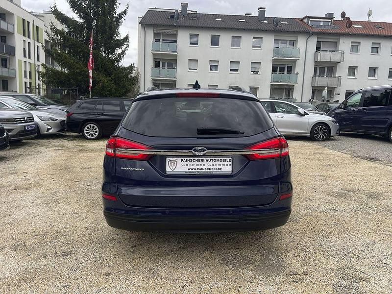 Gebraucht Ford Mondeo 150 PS (110 kW) 2021 Blau Limousine