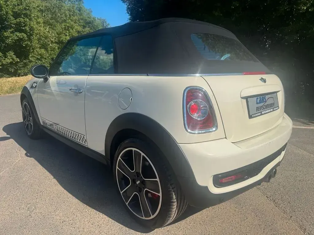 Gebraucht Mini Cooper S Cabriolet 184 PS (135 kW) 2010 Weiß Cabrio