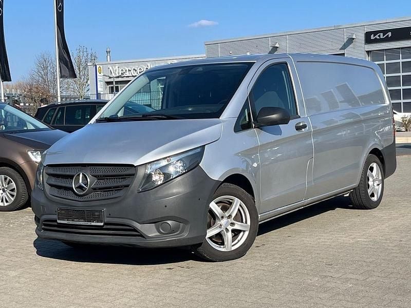 Gebraucht Mercedes Vito 136 PS (100 kW) 2020 Silber Van