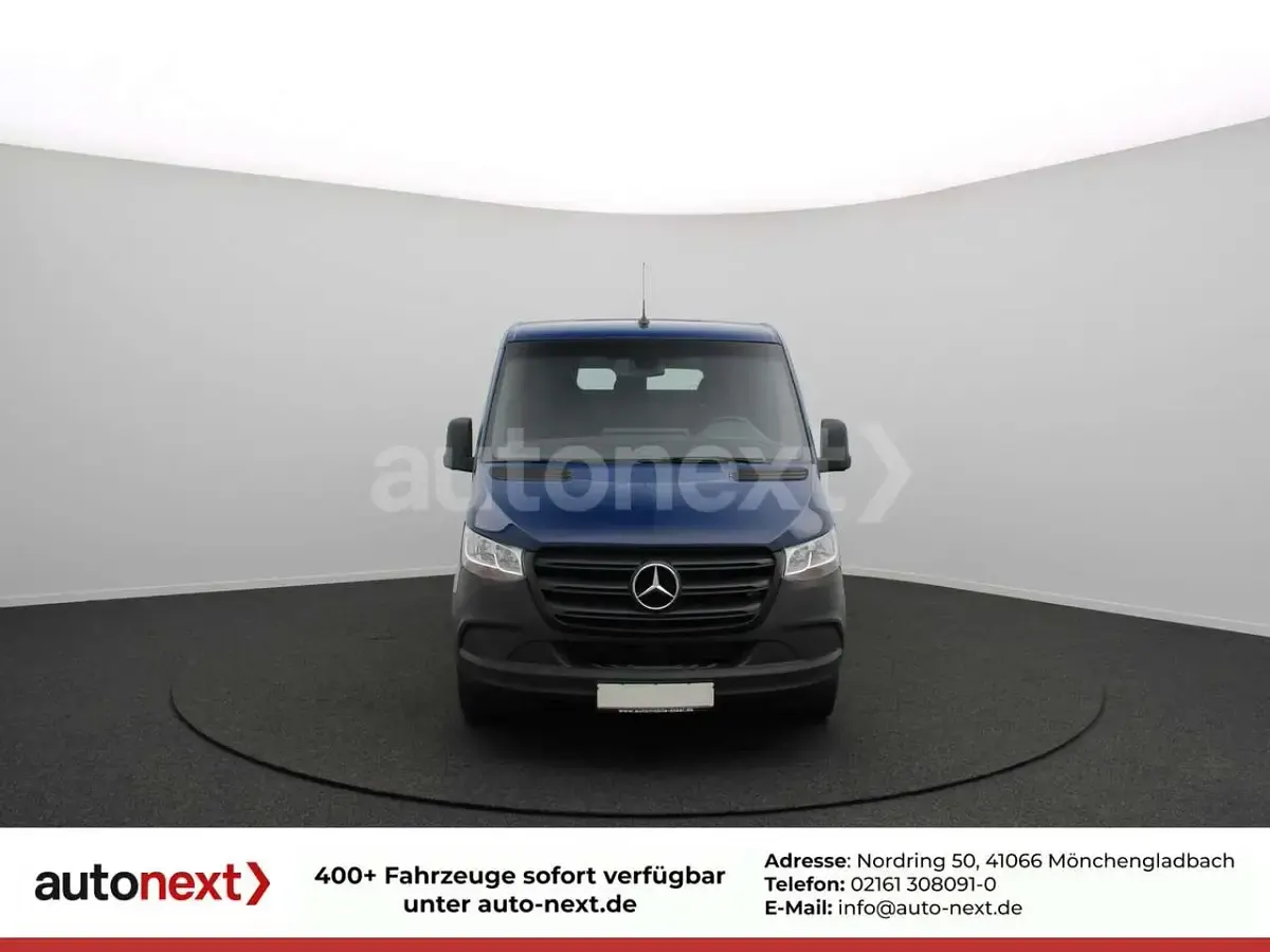 Second-hand Mercedes Sprinter 114 CP (83 kW) 2019 Albastru Van