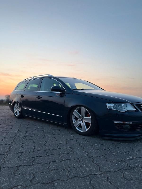 Gebraucht VW Passat 170 PS (125 kW) 2006 Blau Kombi