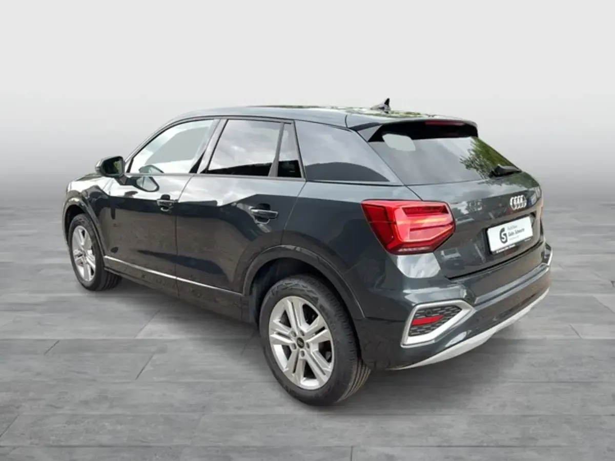 Gebraucht Audi Q2 Advanced 150 PS (110 kW) 2025 Grau SUV