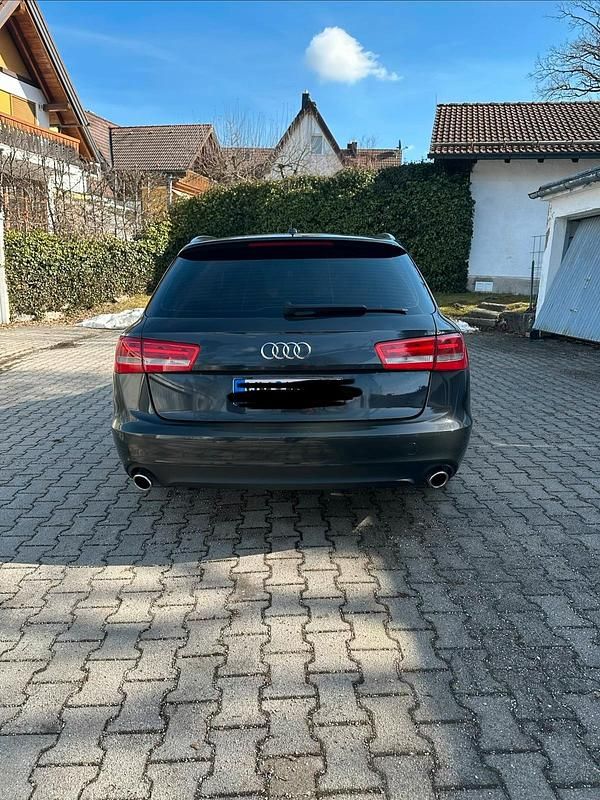 Gebraucht Audi A6 204 PS (150 kW) 2012 Braun Kombi