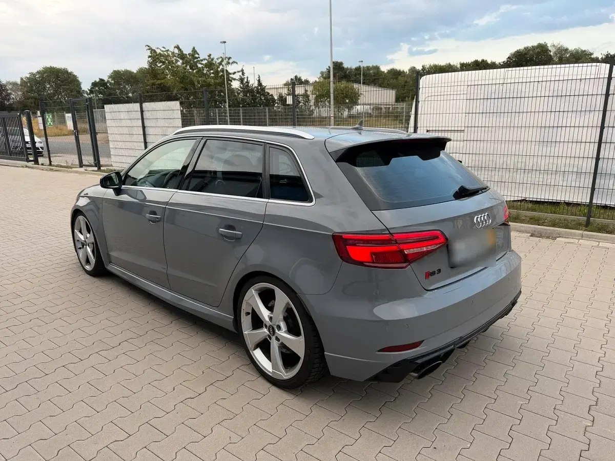 Gebraucht Audi RS3 400 PS (294 kW) 2017 Grau Limousine