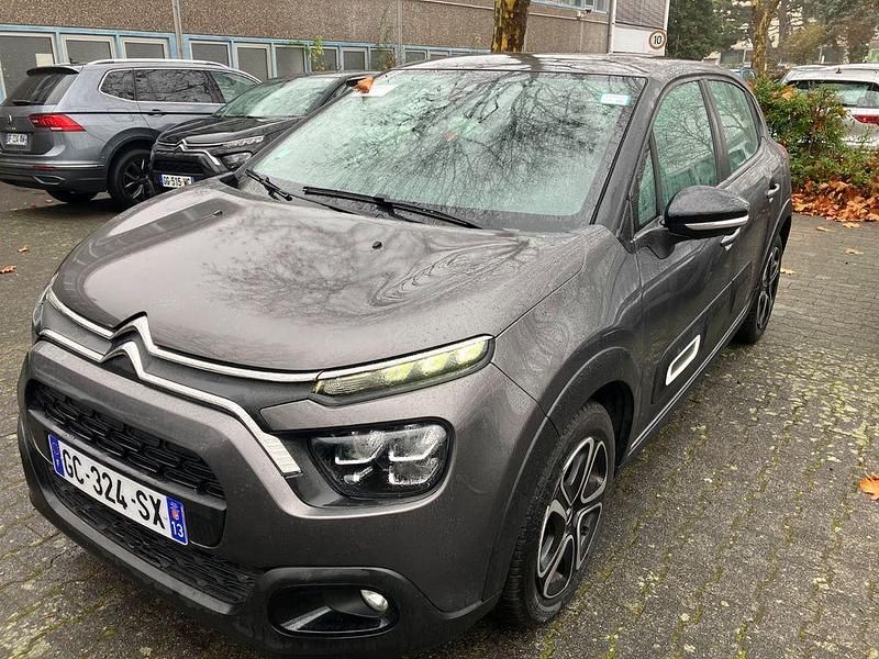 Grau Gebraucht 2021 Citroën C3 Feel Limousine | 8.687 € (Guter Preis) - Bild 1/4