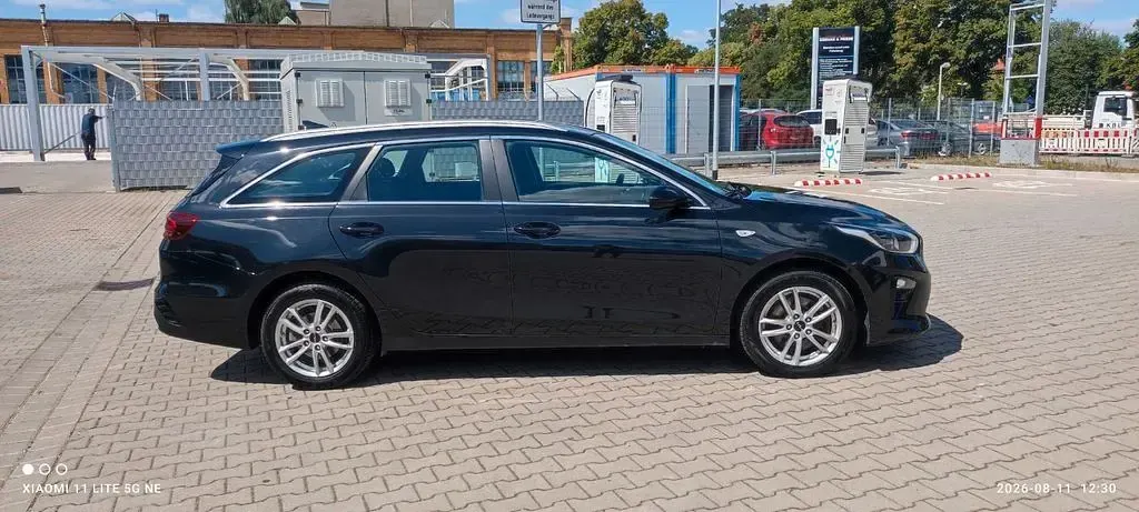 Gebraucht Kia Ceed 136 PS (100 kW) 2021 Schwarz Kleinwagen