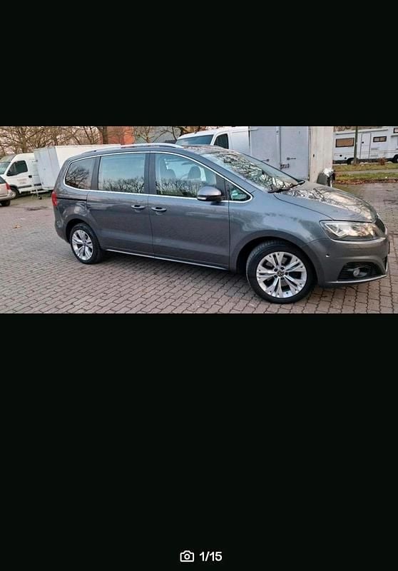 Grau Gebraucht 2012 Seat Alhambra Van / Kleinbus | 12.000 € (Fairer Preis) - Bild 1/4