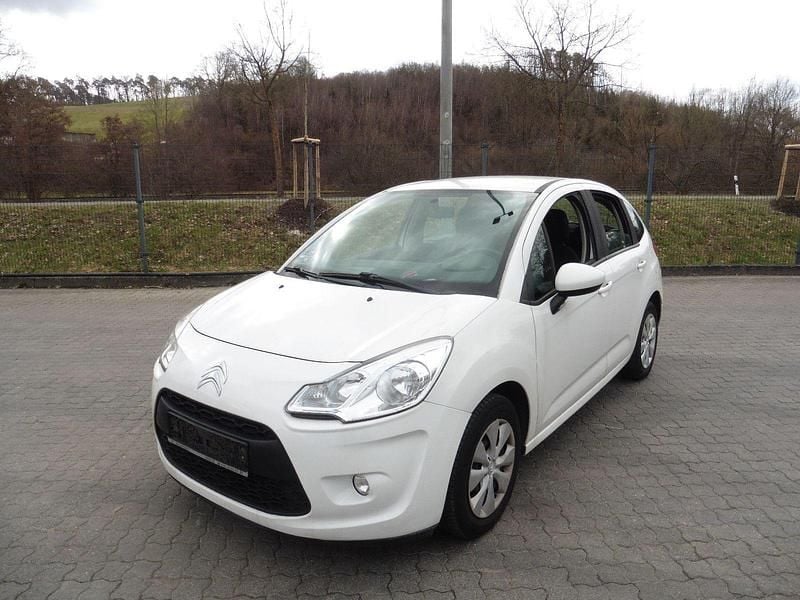 Gebraucht Citroën C3 Tendance 73 PS (53 kW) 2010 Weiß Kleinwagen