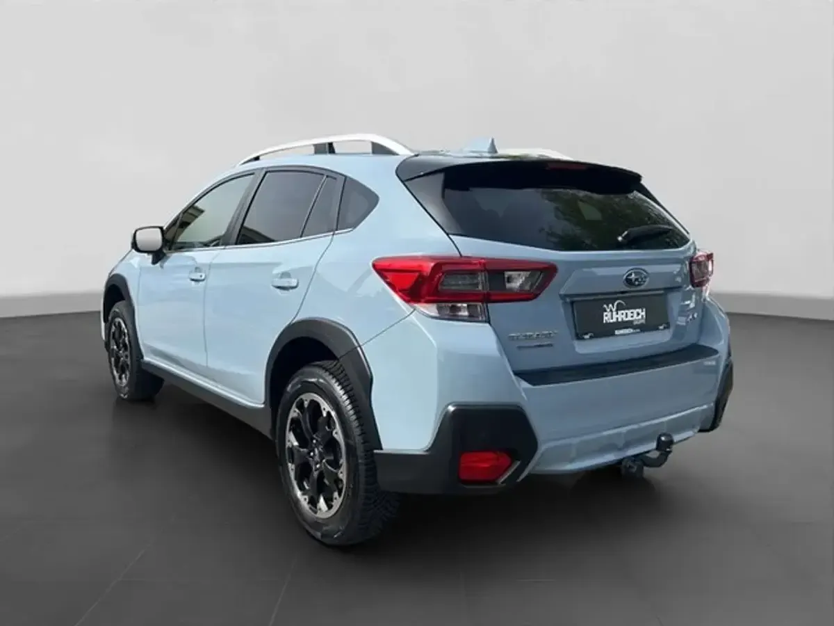 Gebraucht Subaru XV Comfort 114 PS (83 kW) 2023 Cool grey khaki SUV