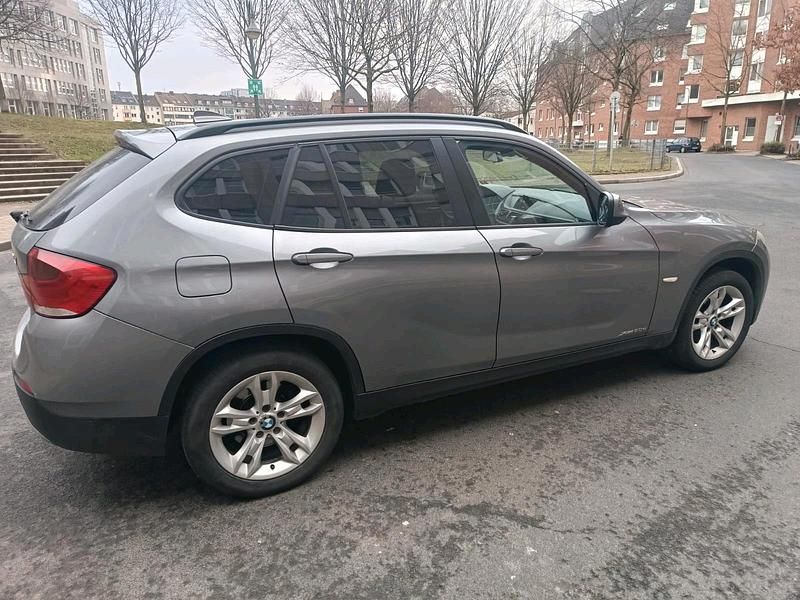 Gebraucht BMW X1 177 PS (130 kW) 2011 Grau SUV