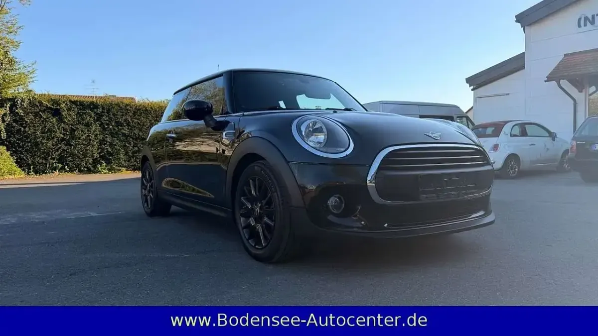 Usado Mini ONE 102 HP (75 kW) 2020 Preto Citadino