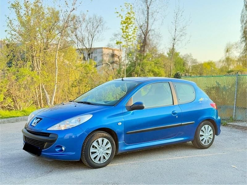 Gebraucht Peugeot 206+ 75 PS (55 kW) 2010 Blau Kleinwagen