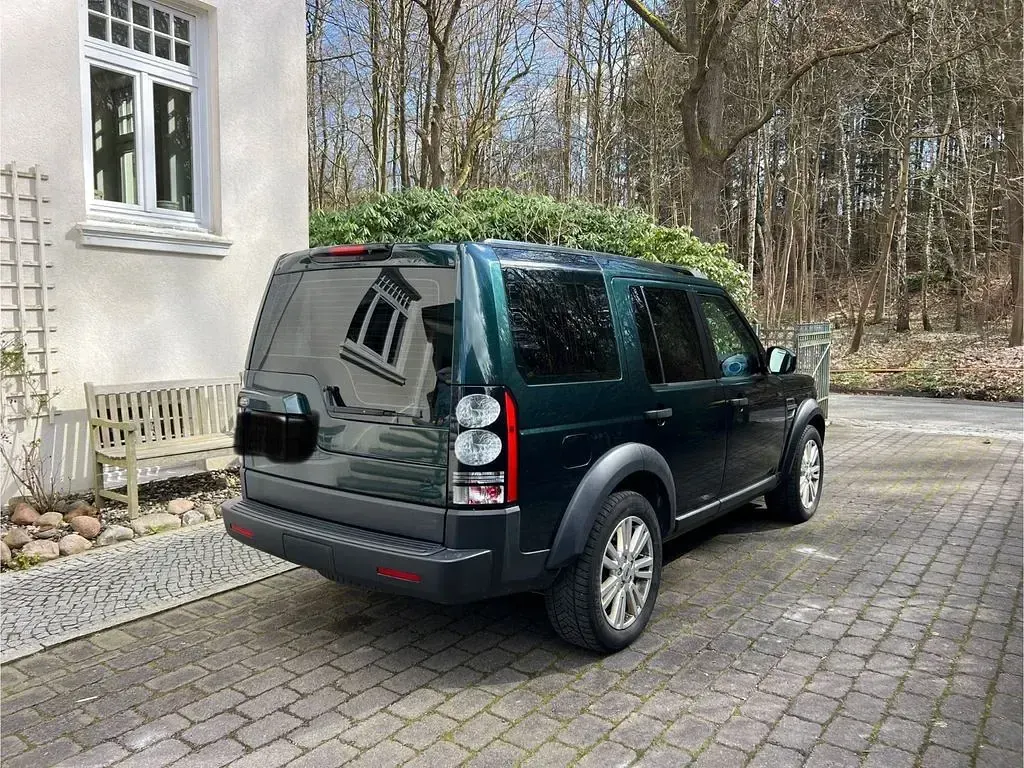 Gebraucht Land Rover Discovery 211 PS (155 kW) 2014 Grün SUV