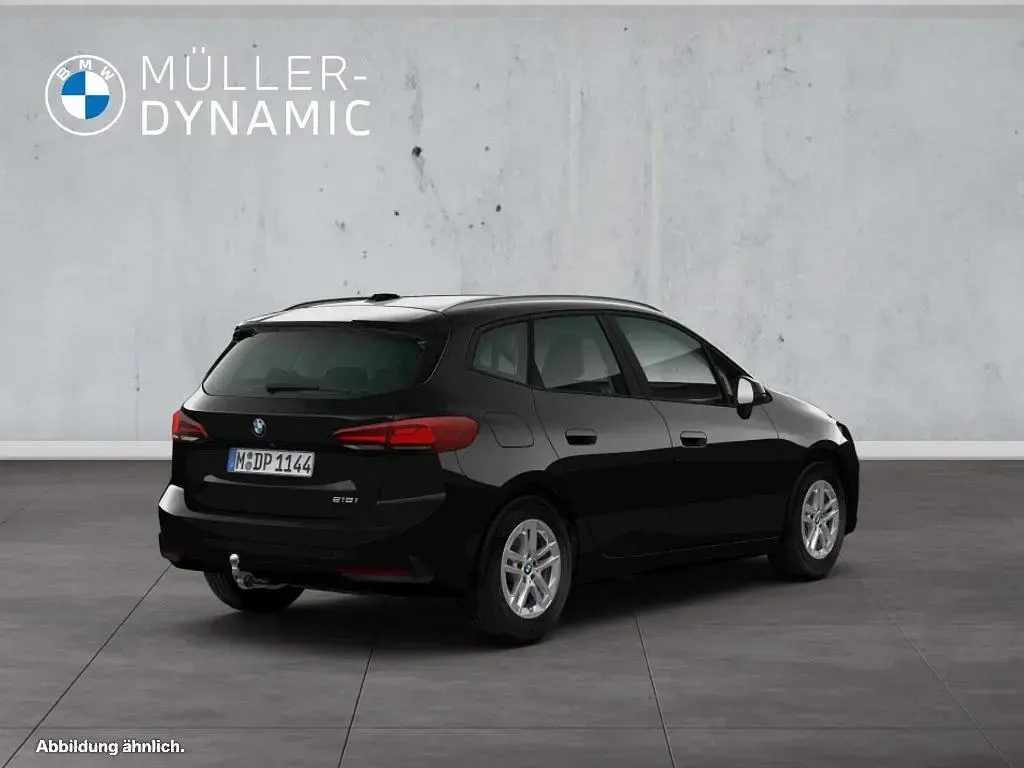 Neu BMW 216 Active Tourer 122 PS (89 kW) 2026 Schwarz Van / Kleinbus