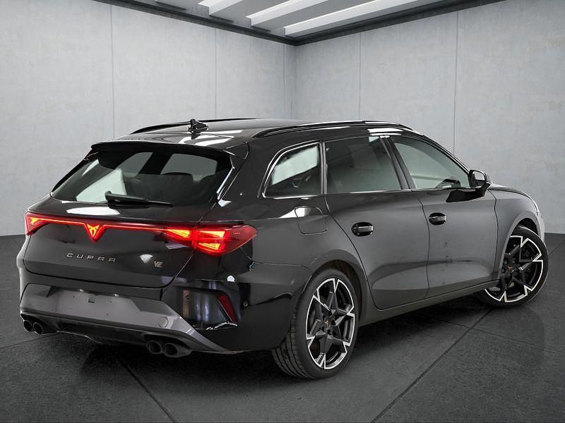 Gebraucht Cupra Leon 333 PS (244 kW) 2025 Schwarz Kombi
