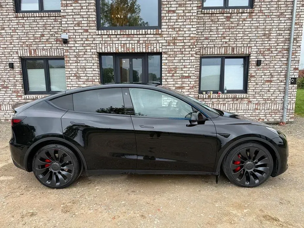 Occasion Tesla Model Y Performance 392 kW (534 ch) 2024 Noir SUV