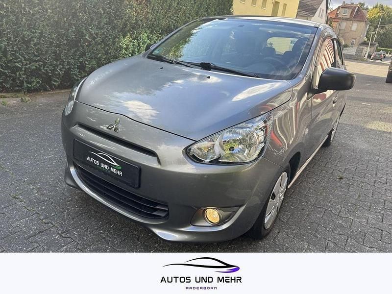 Grau Gebraucht 2015 Mitsubishi Space Star Diamant Edition Limousine | 3.999 € (Fairer Preis) - Bild 1/4