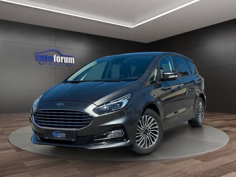 Grau Gebraucht 2021 Ford S-MAX Trend Van / Kleinbus | 24.990 € (Teuer) - Bild 1/4