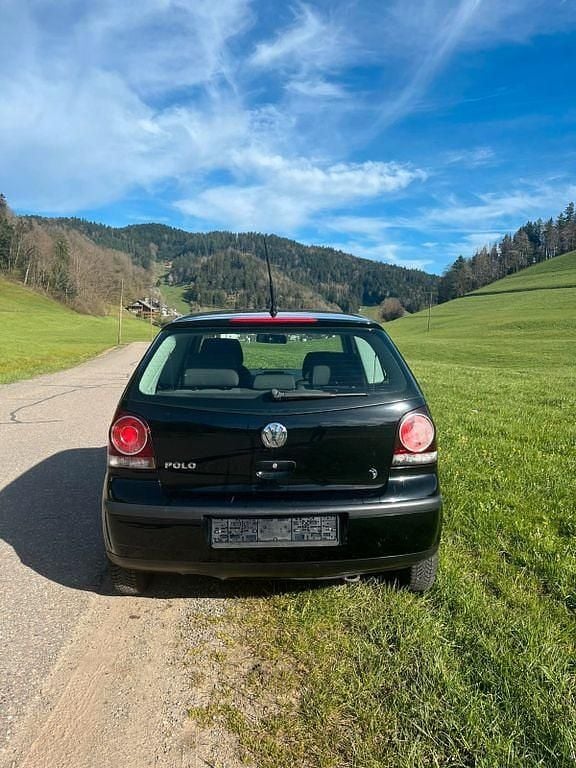 Second-hand VW Polo Trendline 60 CP (44 kW) 2008 Negru Hatchback