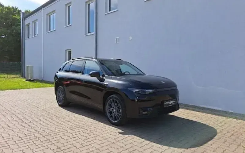 Gebraucht Leapmotor C10 160 kW (218 PS) 2025 Schwarz SUV
