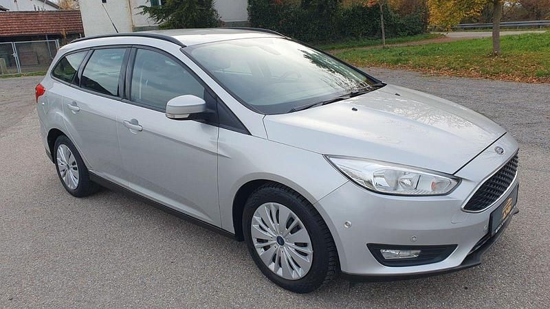 Silber Gebraucht 2016 Ford Focus Business Edition Kombi | 3.950 € (Superpreis) - Bild 1/4