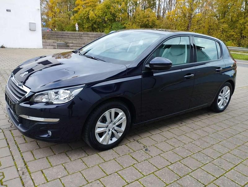 Other Gebraucht 2014 Peugeot 308 Limousine | 8.450 € (Guter Preis) - Bild 1/4