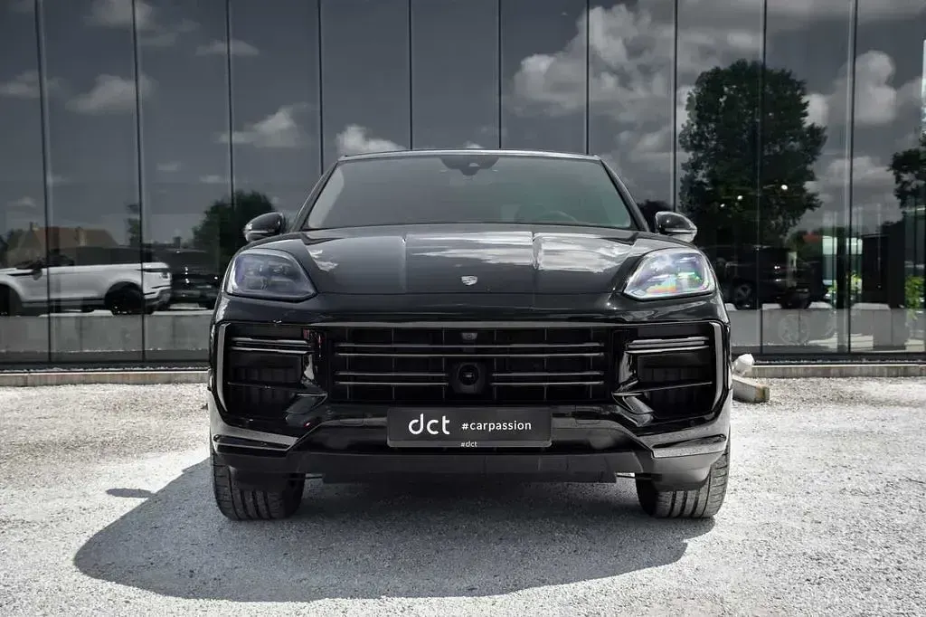 Gebraucht Porsche Cayenne Turbo E-Hybrid 600 PS (441 kW) 2024 Schwarz SUV