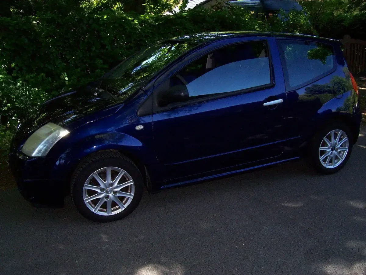 Gebraucht Citroën C2 60 PS (44 kW) 2007 Blau Kleinwagen