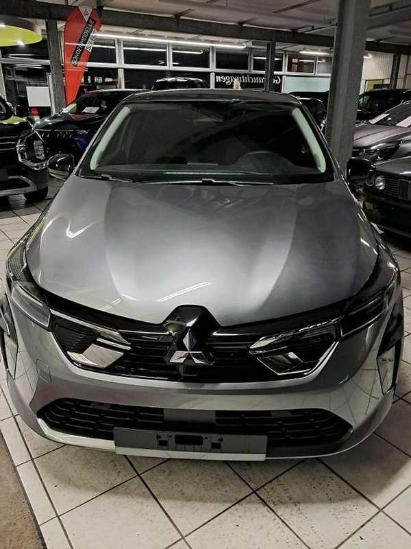 Neu Mitsubishi Colt Plus 91 PS (66 kW) 2025 Achatgrau Kleinwagen