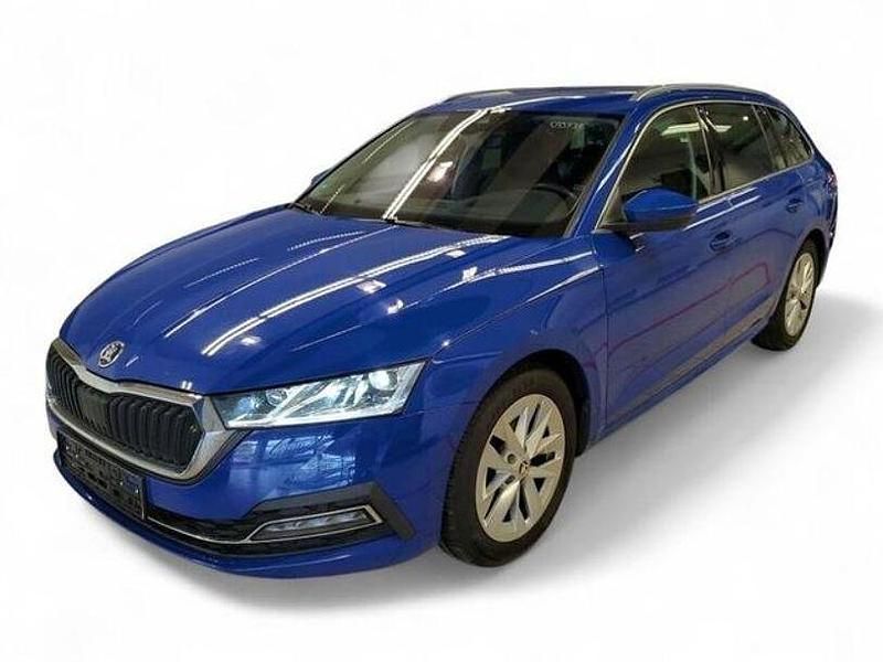 Blau Gebraucht 2020 Skoda Octavia First Edition Limousine | 17.449 € (Guter Preis) - Bild 1/3