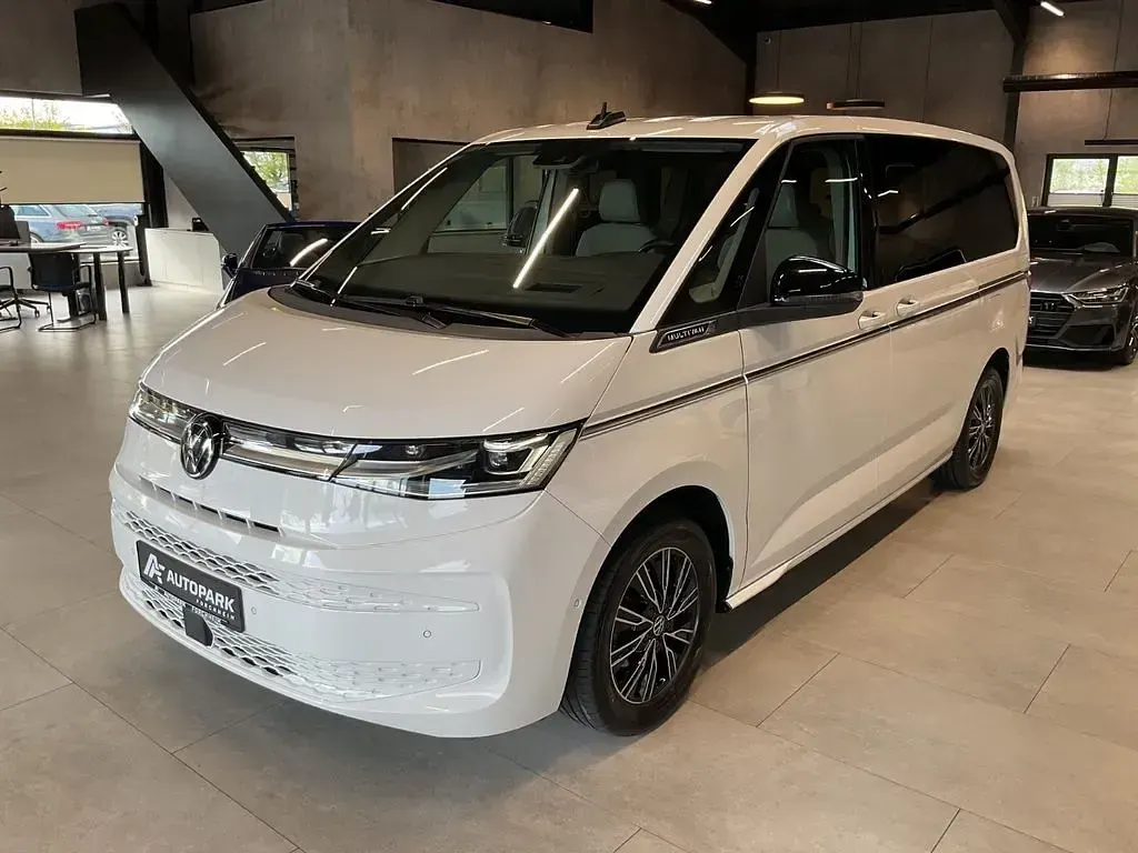 Usado VW Multivan Style 373 HP (274 kW) 2023 Branco Monovolume