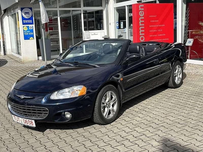 Blau (metallic) Gebraucht 2002 Chrysler Sebring Cabriolet Limited Cabrio | 5.750 € (Teuer) - Bild 1/4