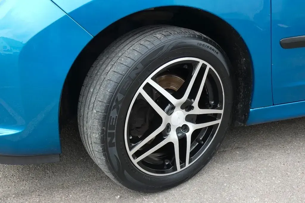 Gebraucht Peugeot 207 CC Filou 120 PS (88 kW) 2009 Blau Cabrio