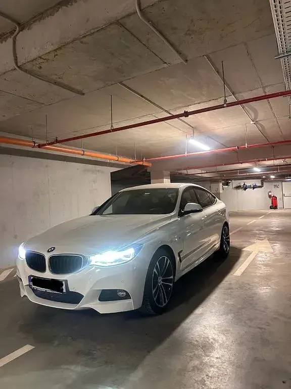 Gebraucht BMW 330 Gran Turismo Performance 252 PS (185 kW) 2018 Weiß Limousine