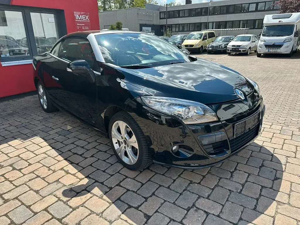 Gebraucht Renault Mégane Cabriolet Dynamique 131 PS (96 kW) 2012 Schwarz Cabrio