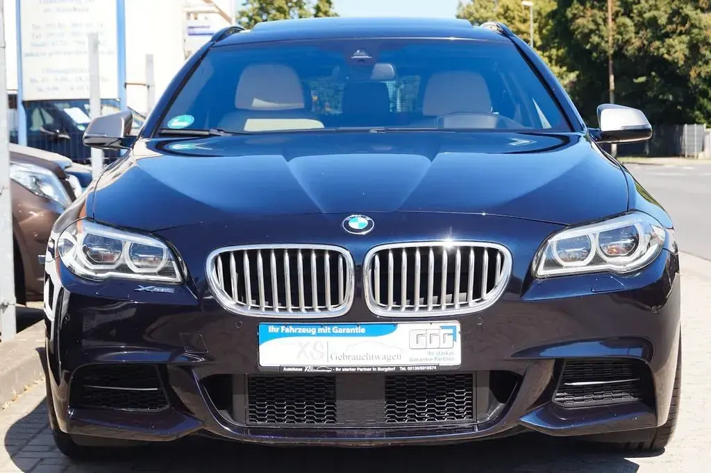 Gebraucht BMW M550 Sport Line 381 PS (280 kW) 2013 Schwarz Kombi